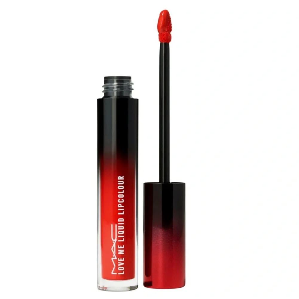 MAC Cosmetics Love Me Liquid Lipstick, (#492 Yeah I’m Fancy) (NWT)